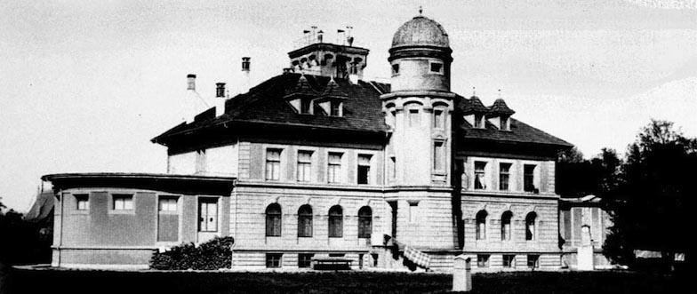 Altes Physikalisches Institut mit Sternwarte am Ort des heutigen Gebäudes Exakte Wissenschaften